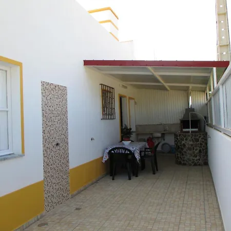 House With 3 Bedrooms In Luz Luz De Tavira With Enclosed Garden 2 Km From The Beach Luz de Tavira