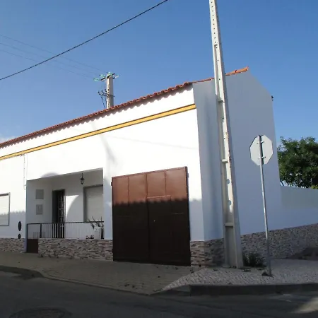 Feriehus House With 3 Bedrooms In Luz Luz De Tavira With Enclosed Garden 2 Km From The Beach *
