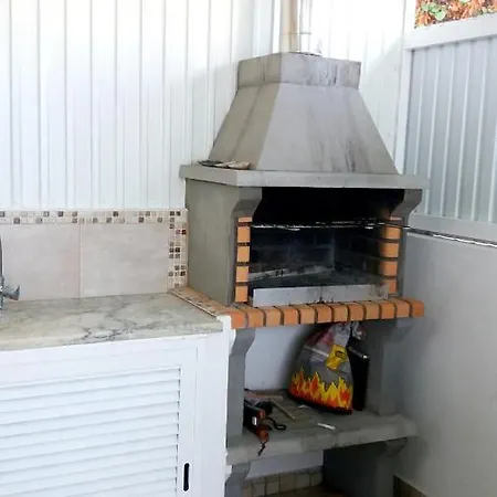 펜션 House With 3 Bedrooms In Luz Luz De Tavira With Enclosed Garden 2 Km From The Beach *
