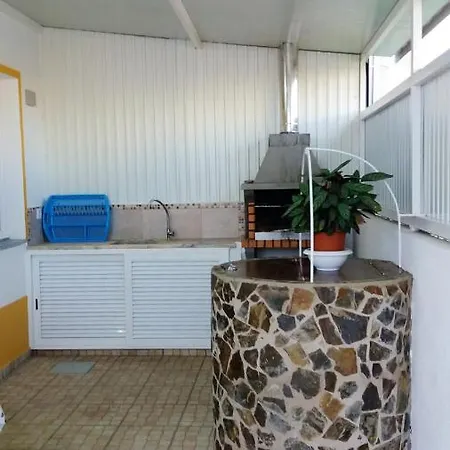 بيت للعطل House With 3 Bedrooms In Luz Luz De Tavira With Enclosed Garden 2 Km From The Beach لوز دي تافيرا